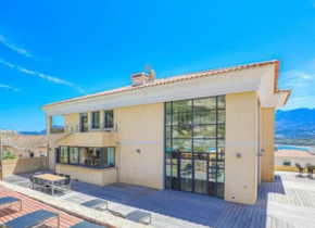 Rooftop exceptionnel avec piscine et bord de mer